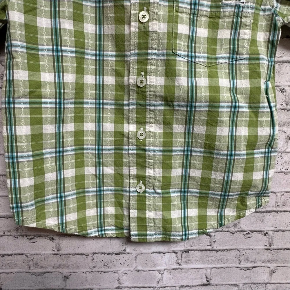 Old Navy Boys 4T Green Plaid Button Up Shirt Pockets Short Sleeves
